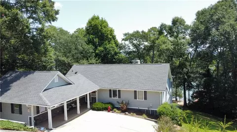 208 Knox Cir, Lavonia, GA 30553