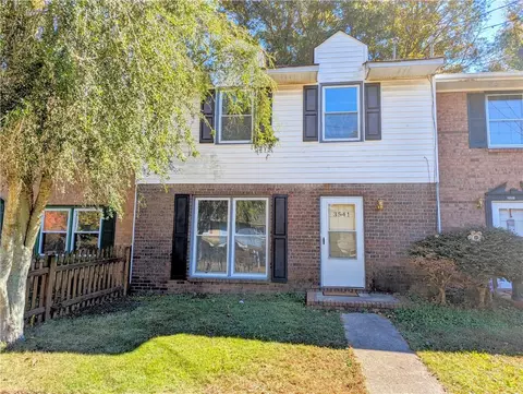 3541 Laurie Jo Dr SW, Marietta, GA 30008