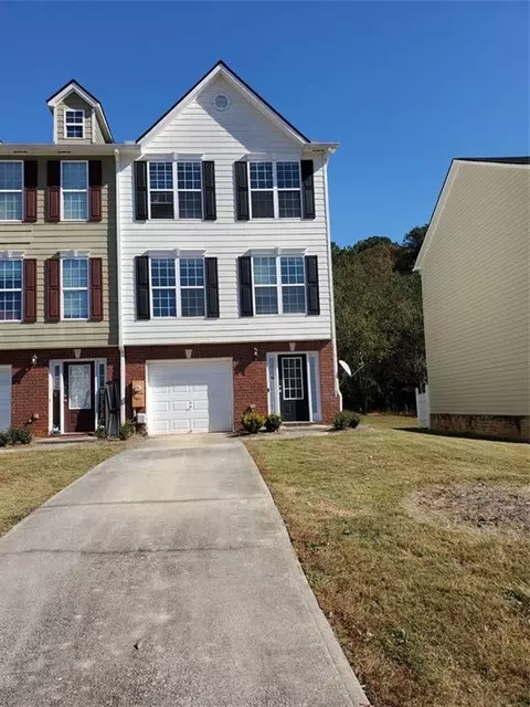 1714 Redan E, Lithonia, GA 30058