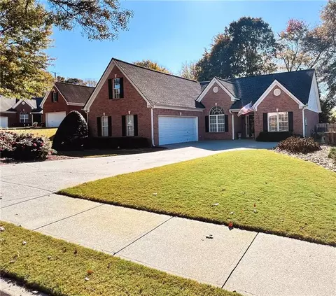 3390 Rivers End Pl, Buford, GA 30519