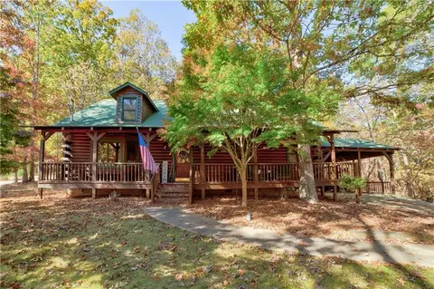961 Tamarack Dr, Jasper, GA 30143
