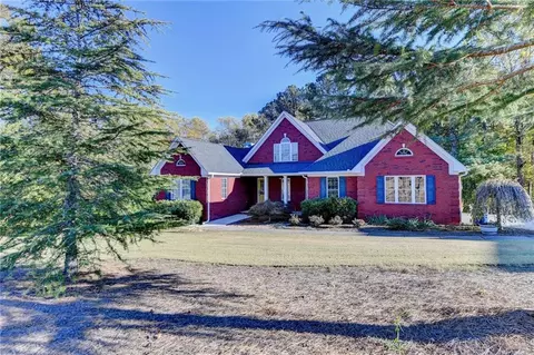 535 Belaire Dr, Winder, GA 30680