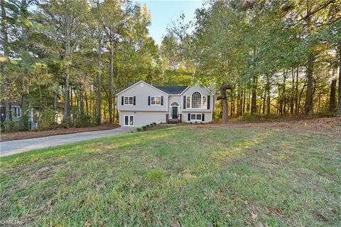34 Cedar Creek Dr, Dallas, GA 30157