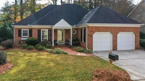 4494 Dobbs Xing, Marietta, GA 30068