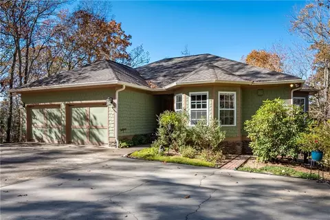 771 Meadowlands Dr, Talking Rock, GA 30175