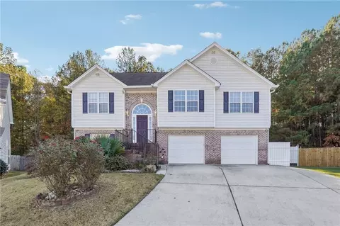 1594 Log Cabin Ln, Lawrenceville, GA 30045