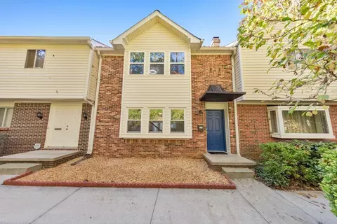 7216 Carlisle Ct, Sandy Springs, GA 30328