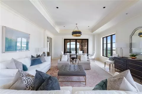 88 W Paces Ferry Rd NW #1540, Atlanta, GA 30305