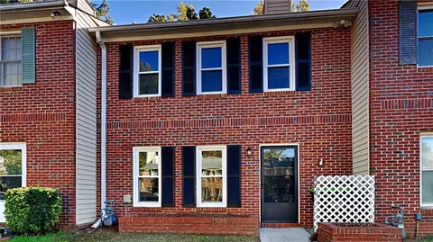 270 Timber Creek Ln SW, Marietta, GA 30060