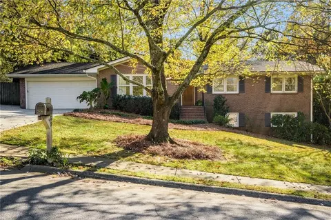 2859 Country Squire Ln, Decatur, GA 30033