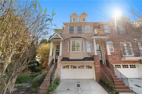 999 Emory Parc Pl, Decatur, GA 30033