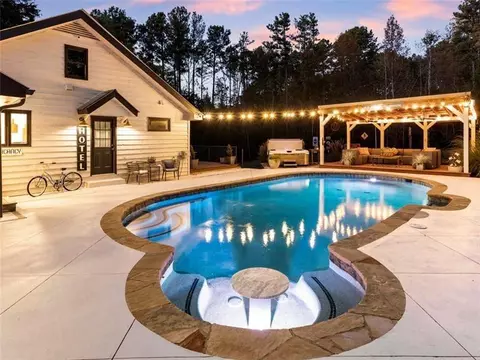 475 Old Hickory Rd, Woodstock, GA 30188