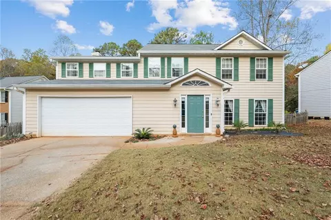 2061 Montrose Ct, Lawrenceville, GA 30044