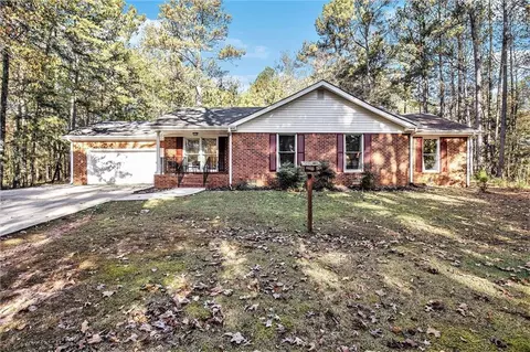 1347 Poplar Ct, Villa Rica, GA 30180