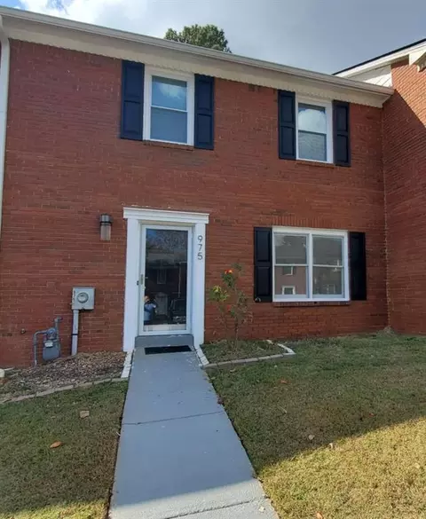 975 Park Gate Pl, Stone Mountain, GA 30083