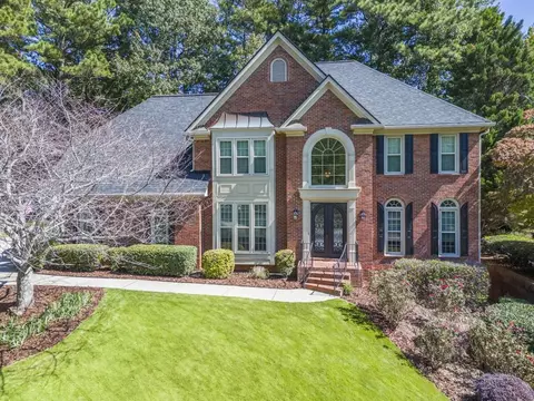 2275 Hamptons Xing, Alpharetta, GA 30005