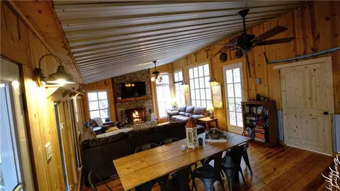 Dining - 2976 Old Highway 2, Cisco, GA 30708 photo 3 of 3