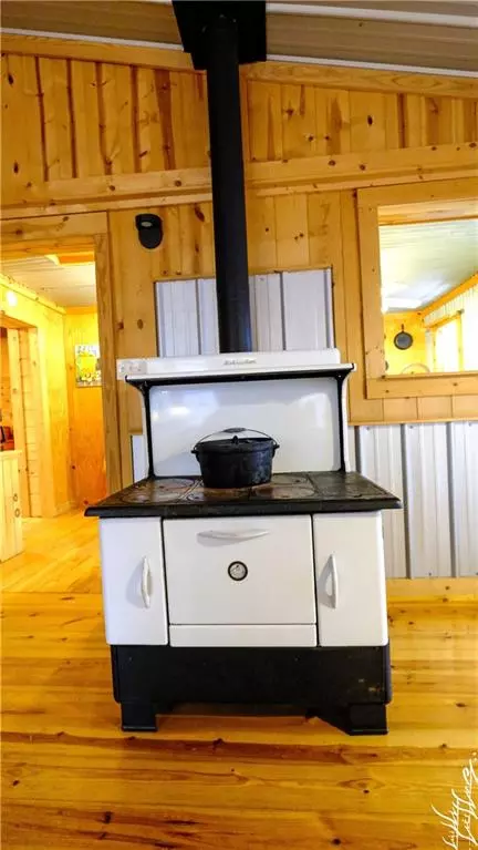 Kitchen - 2976 Old Highway 2, Cisco, GA 30708 photo 3 of 5