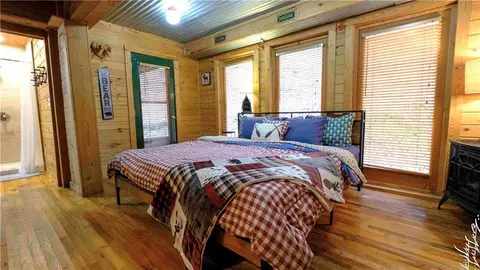 Bedroom - 2976 Old Highway 2, Cisco, GA 30708 photo 1 of 9