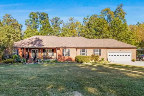 235 New Hope Rd, Mcdonough, GA 30252