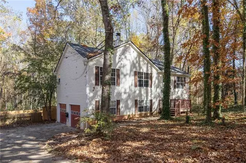 204 Fairfax Ct, Dawsonville, GA 30534