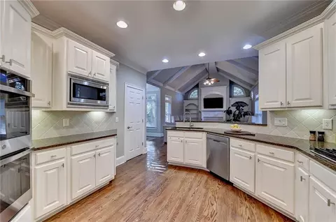 8760 Glasgow Pointe, Duluth, GA 30097 photo 37