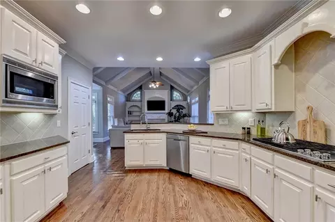 8760 Glasgow Pointe, Duluth, GA 30097 photo 38