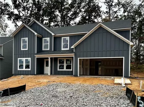 394 Fox Creek Dr, Braselton, GA 30517