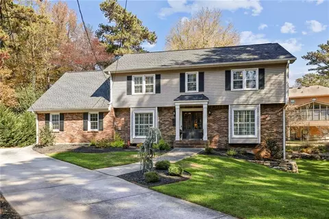 5239 Wyntercreek Cir, Dunwoody, GA 30338