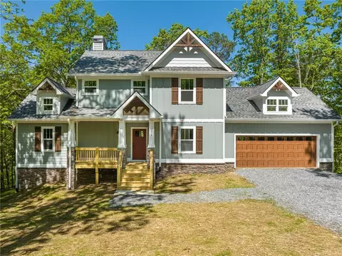 214 Honeysuckle Way, Blue Ridge, GA 30513