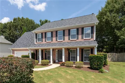105 Graymist Ln, Loganville, GA 30052