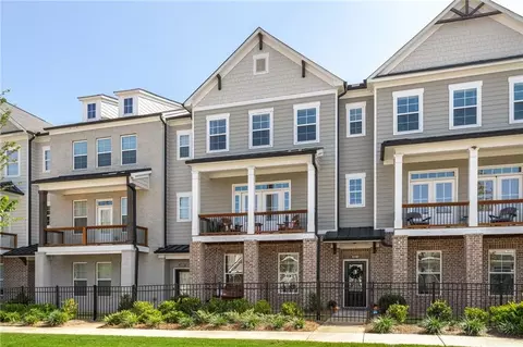 1040 Rivermont Aly, Roswell, GA 30076