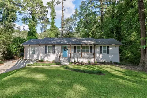 1856 Shamrock Dr, Decatur, GA 30032