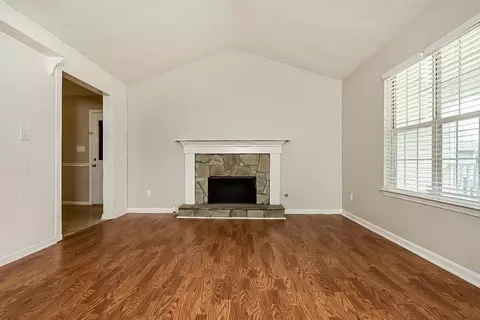 235 Nicki Ct, Hampton, GA 30228 photo 2
