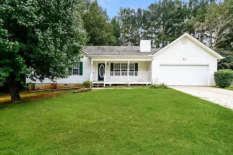 235 Nicki Ct, Hampton, GA 30228