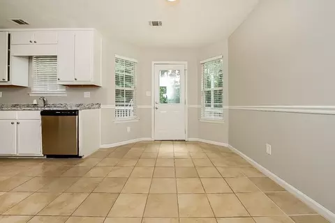 235 Nicki Ct, Hampton, GA 30228 photo 3