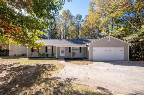 1489 Snapfinger Rd, Decatur, GA 30032