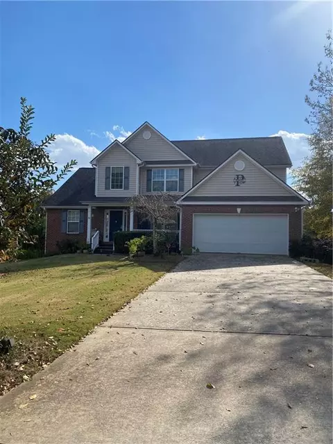 1104 Brookstone Estates Dr, Loganville, GA 30052