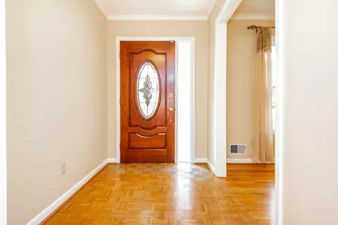 311 E Valley Dr, Marietta, GA 30068 photo 6