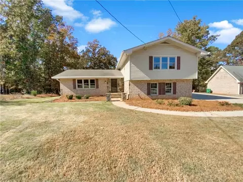 3213 Chaparral Way, Lithonia, GA 30038