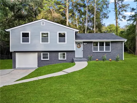 2680 Foxlair Trl, College Park, GA 30349