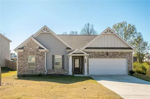 106 Mcginnis Cir, Calhoun, GA 30701