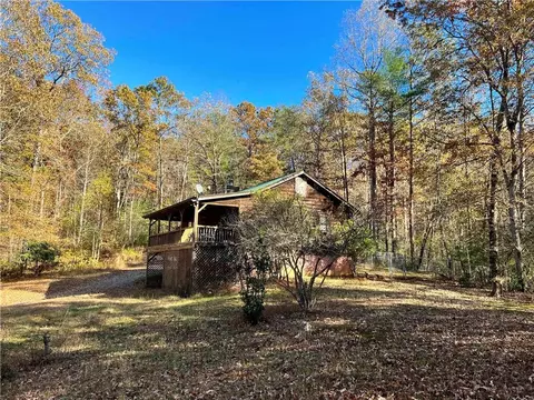 3725 Sugar Creek Dr, Blue Ridge, GA 30513
