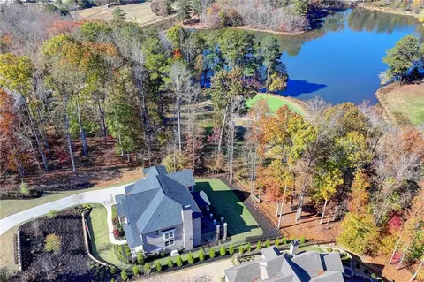 707 Founders Ct E, Alpharetta, GA 30004