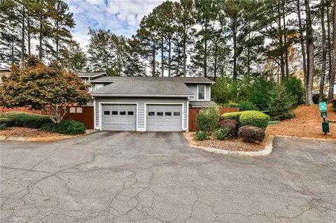 4920 Meadow Ln, Marietta, GA 30068
