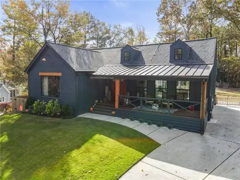 1871 Dyer Cir, Chamblee, GA 30341 photo 2