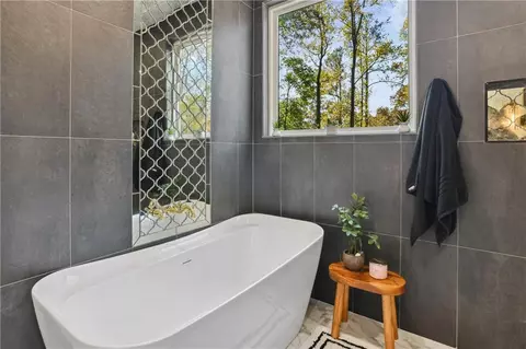 1871 Dyer Cir, Chamblee, GA 30341 photo 63