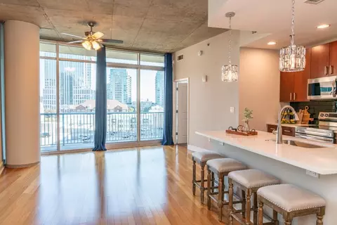 950 W Peachtree St NW #1105, Atlanta, GA 30309