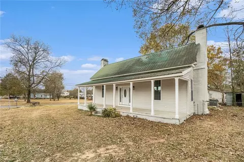 218 Calhoun St, Fairmount, GA 30139 photo 2