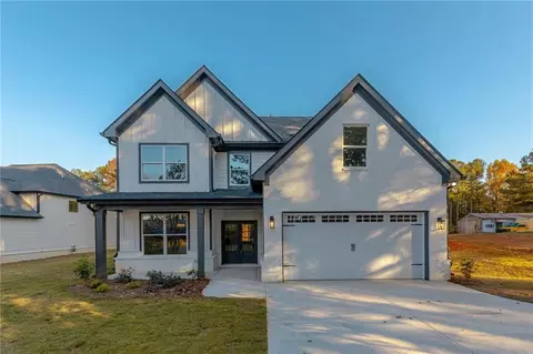 807 N Price Rd, Sugar Hill, GA 30518